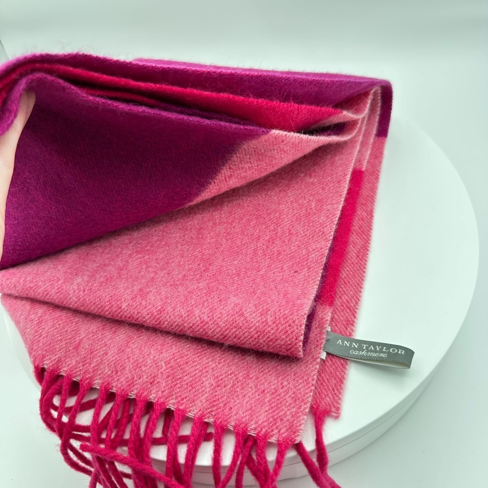 Ann Taylor Cashmere Scarf Long Pink Ombre Color Block Stripe Winter Quiet Luxury - Picture 2 of 5